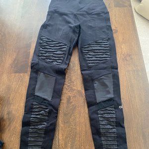 ALO leggings